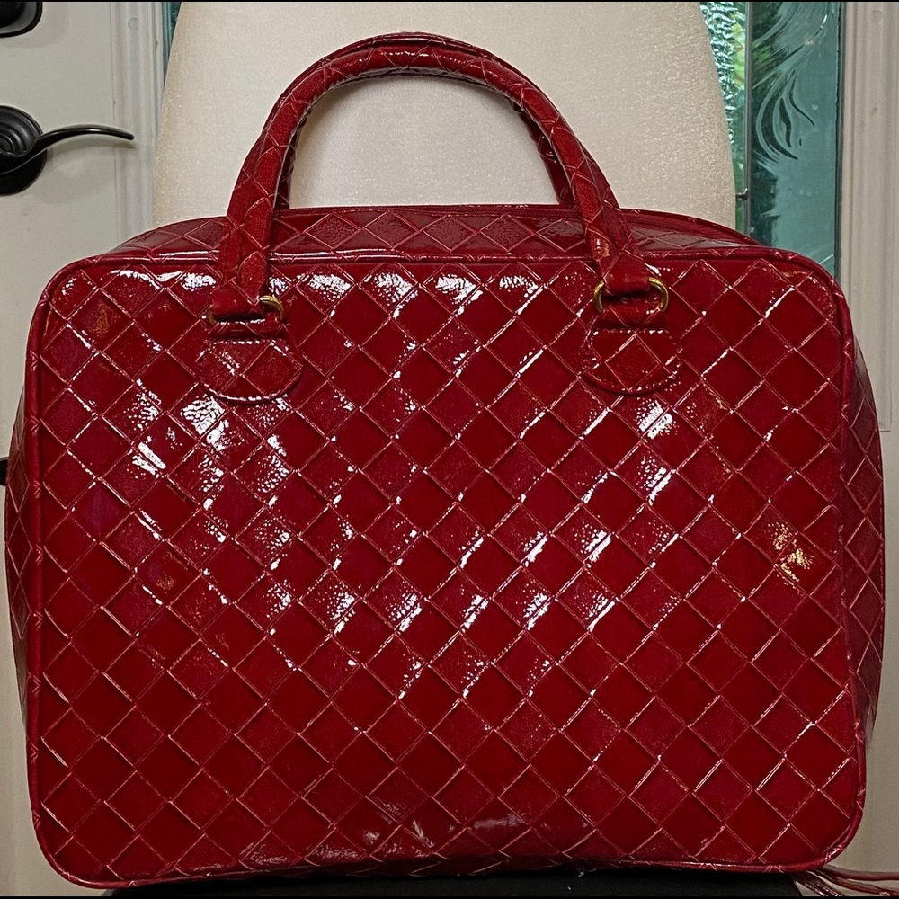 Cosmetic bag